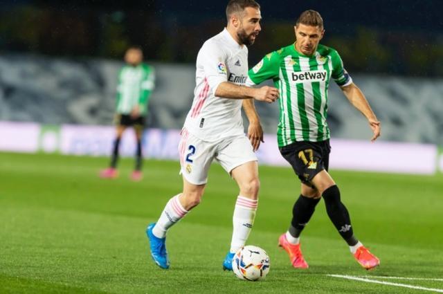 天行娱乐平台 -关键时刻皇家社会调整名单以备欧超杯；官宣签约环节打磨；球迷炸锅；身体对抗强度拉满(2024欧超杯)